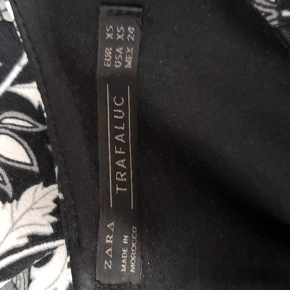 (XS) Zara Trafaluc Floral Print Long Sleeved Romper/Dress Vacation Summer Costal - Picture 2 of 15